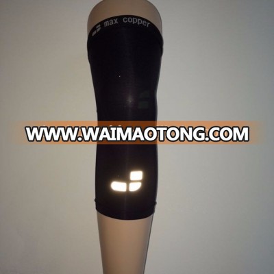 Max Men Recovery Refresh Compression Copper Knee Sleeve